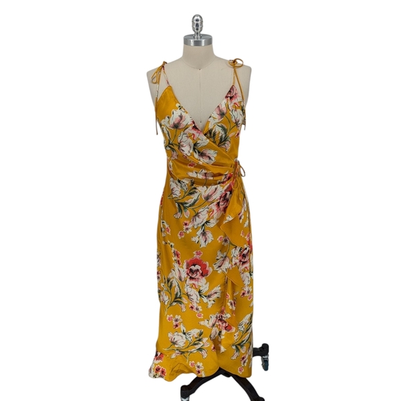 19970 NEW ASTR Floral Satin Wrap Dress Gold size Medium bohemian summer wedding - Picture 1 of 8
